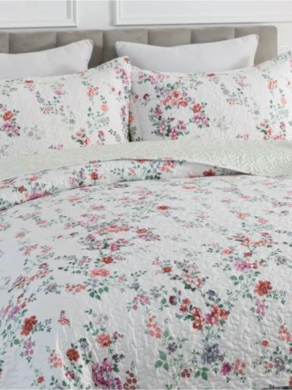 Floral Cotton Quilt Set in White with Pink & Green Accents